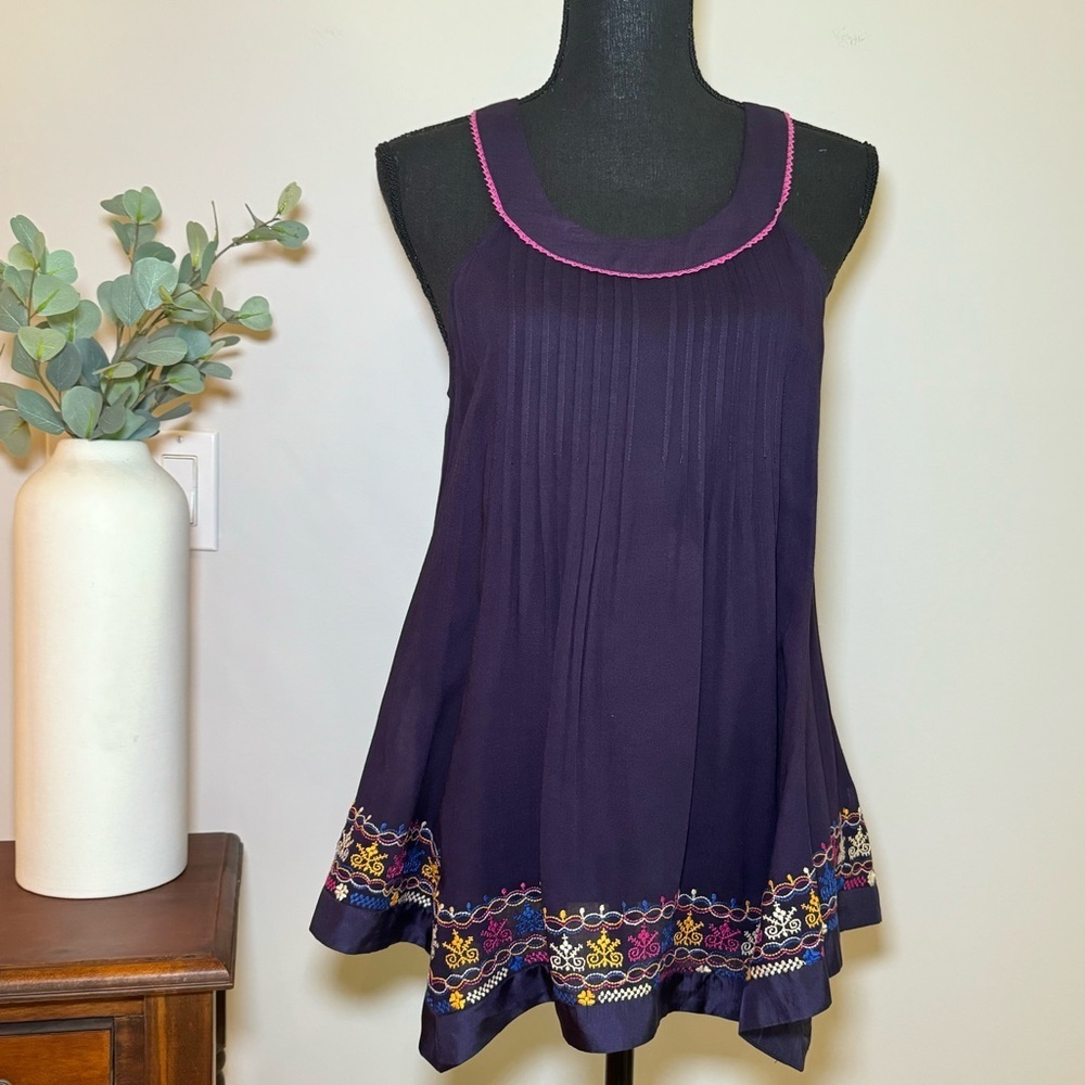 Anthropologie Floreat Navy Blue Embroidered Swing Tank‎ Top Size 4 A38